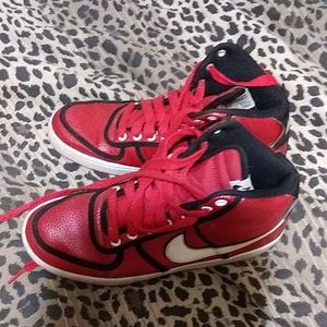 Nike Hi-top Basketball Shoes